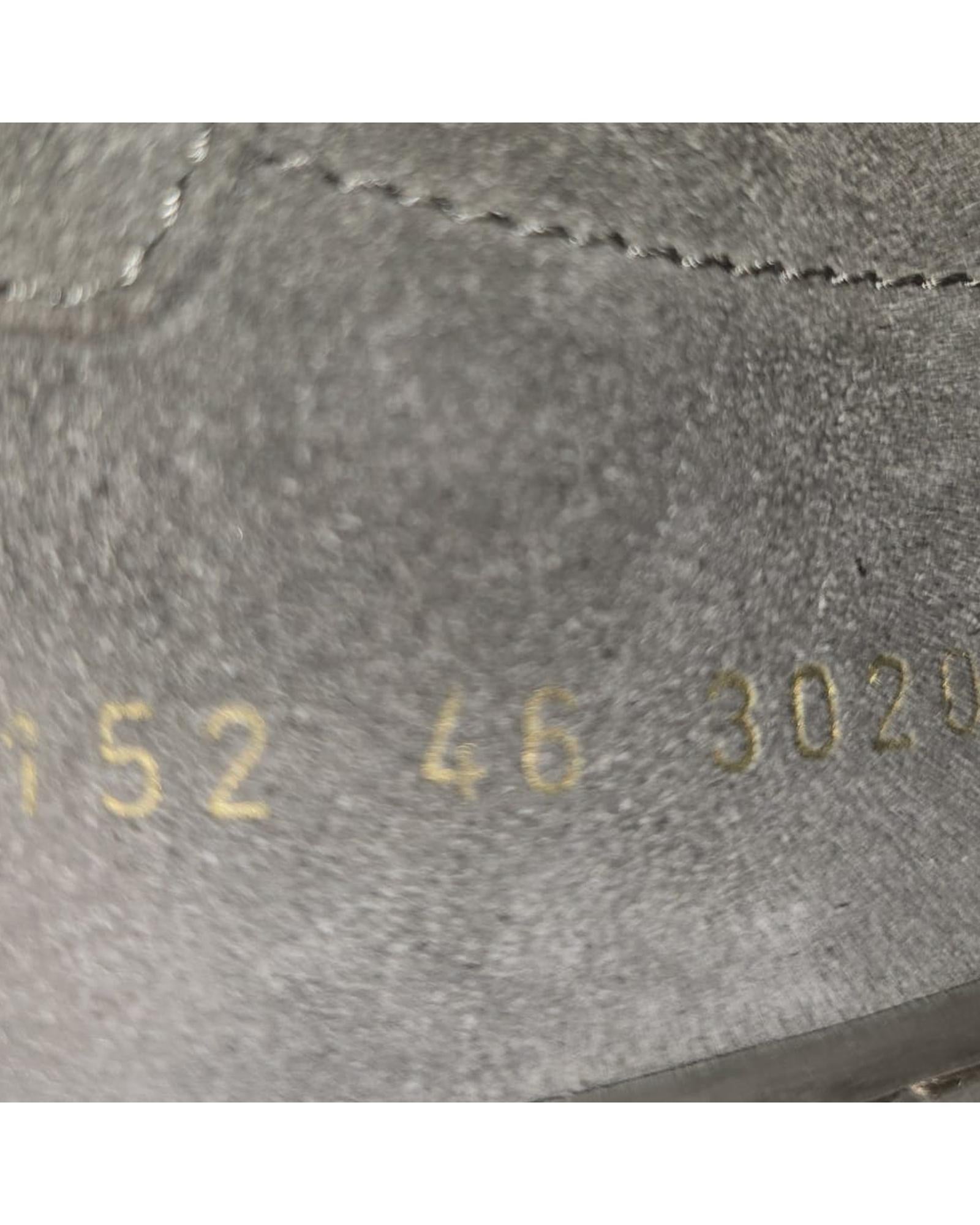 486954_10_P.jpg