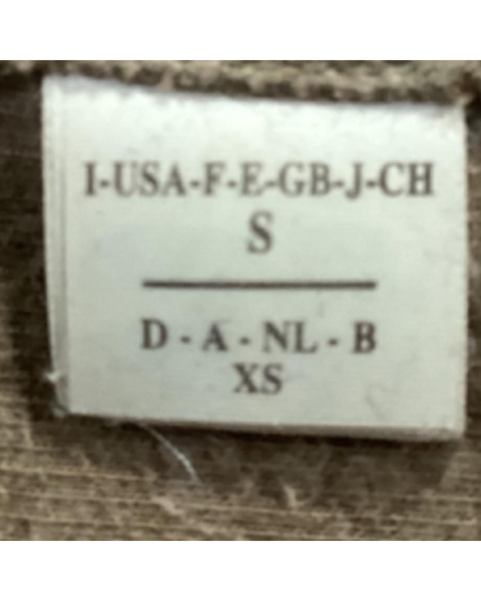 491087_8_P.jpg