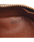 526269_6_P.jpg