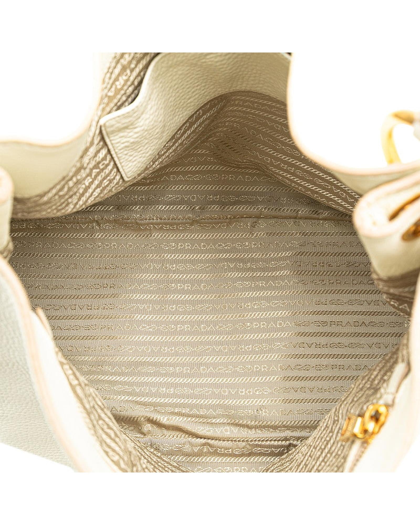 528212_7_P.jpg