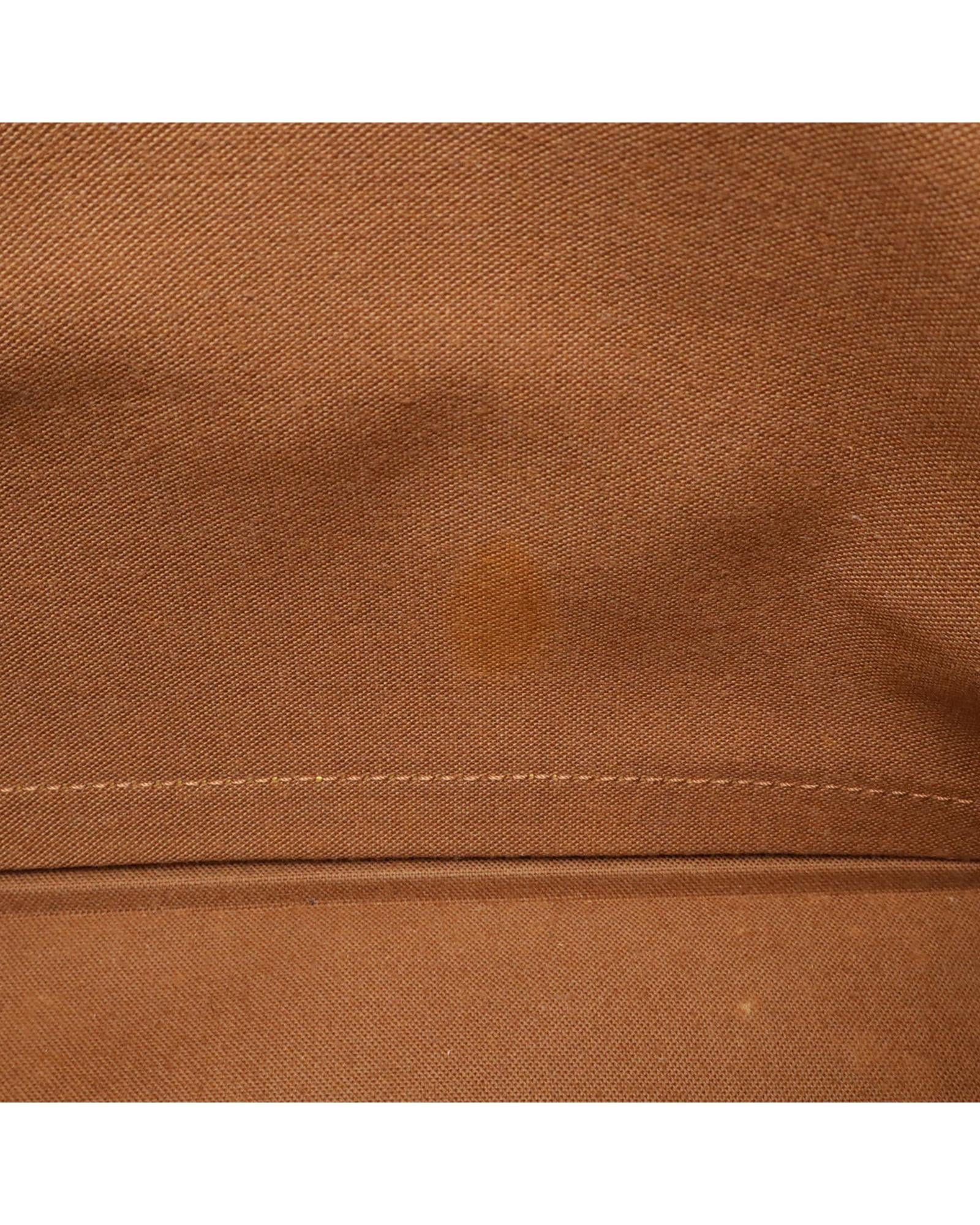 529798_7_P.jpg