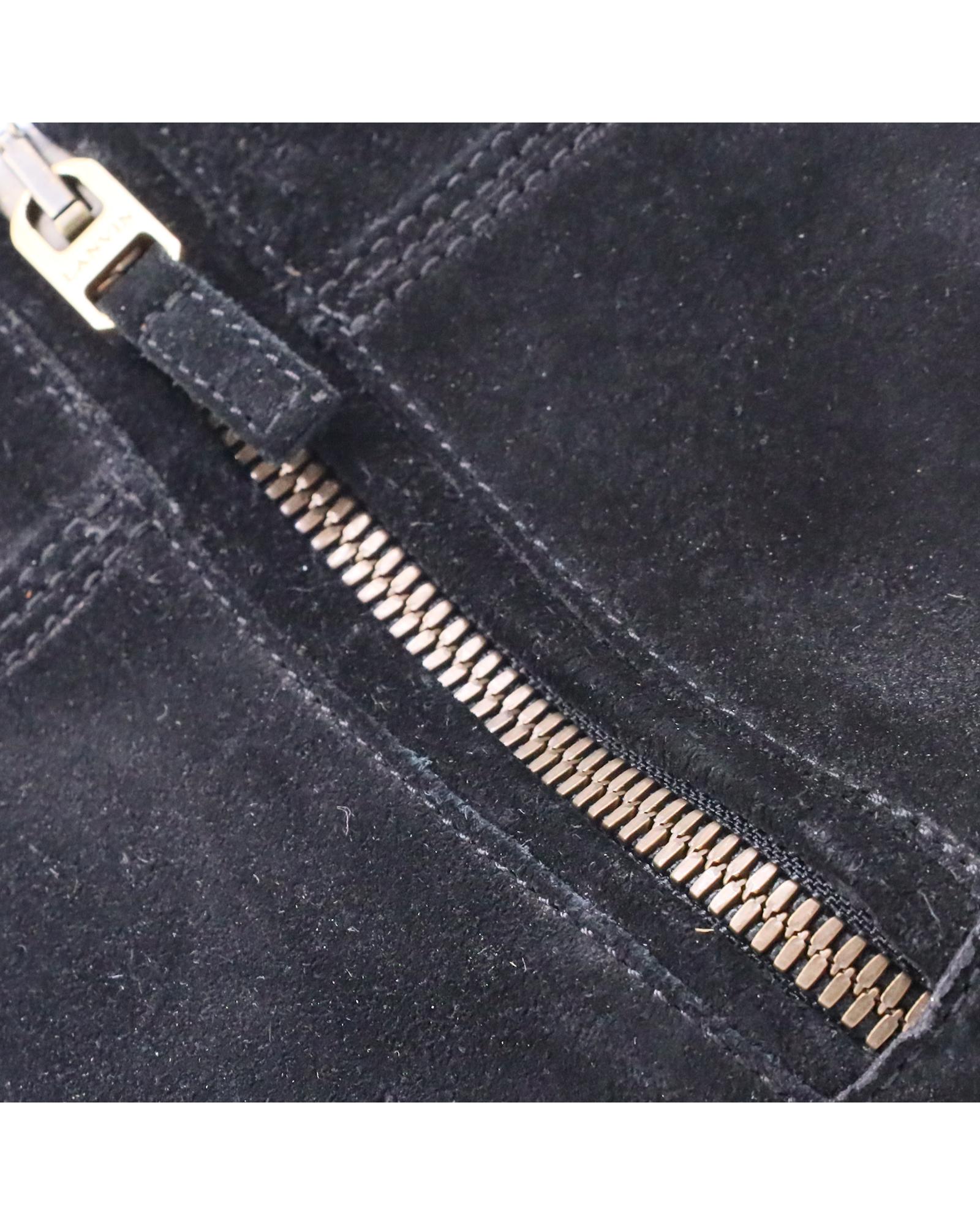 533678_9_P.jpg