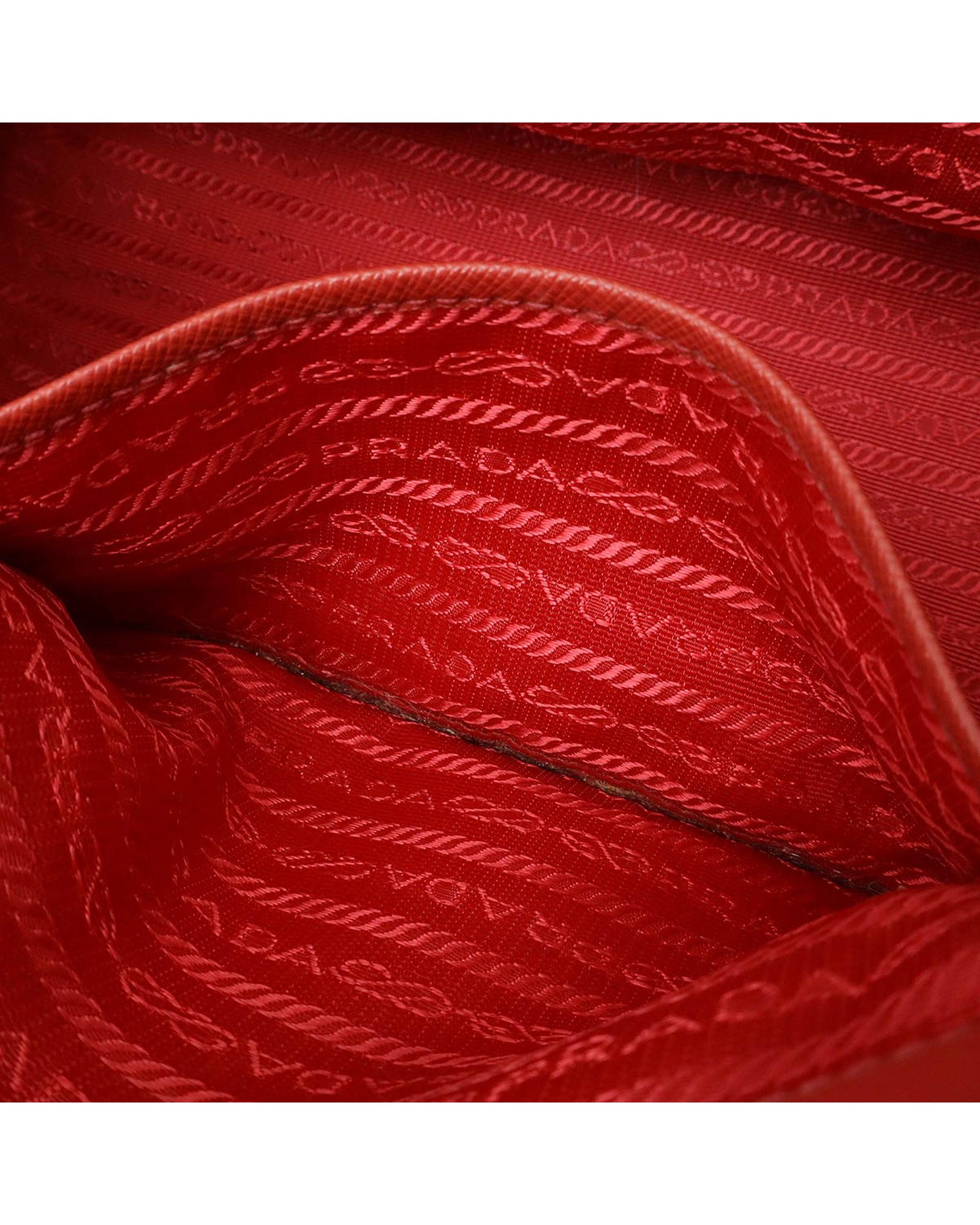 539696_9_P.jpg