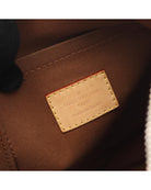 540667_4_P.jpg