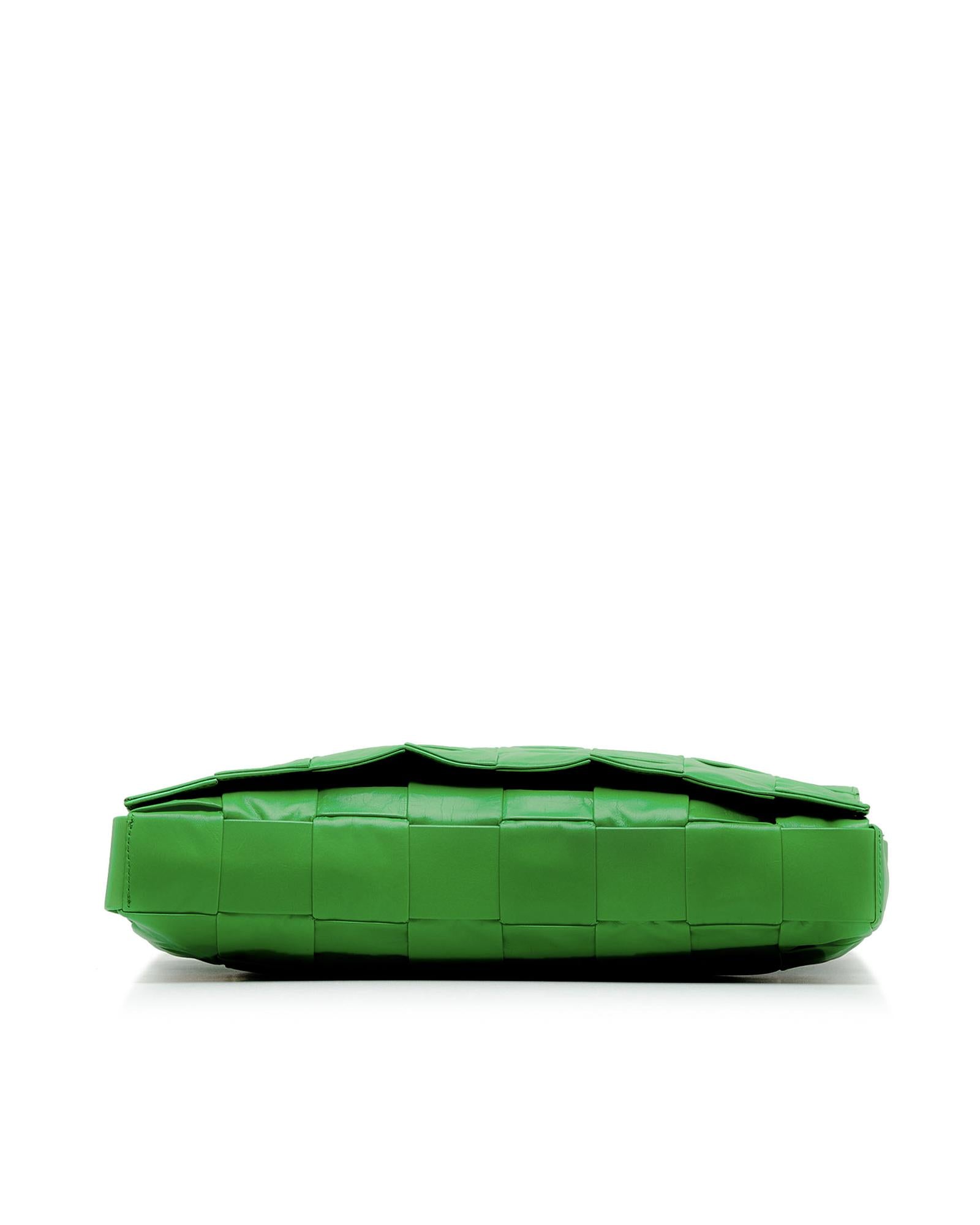 GZE5UPQG6Q9O20VN-L8_4_P.jpg