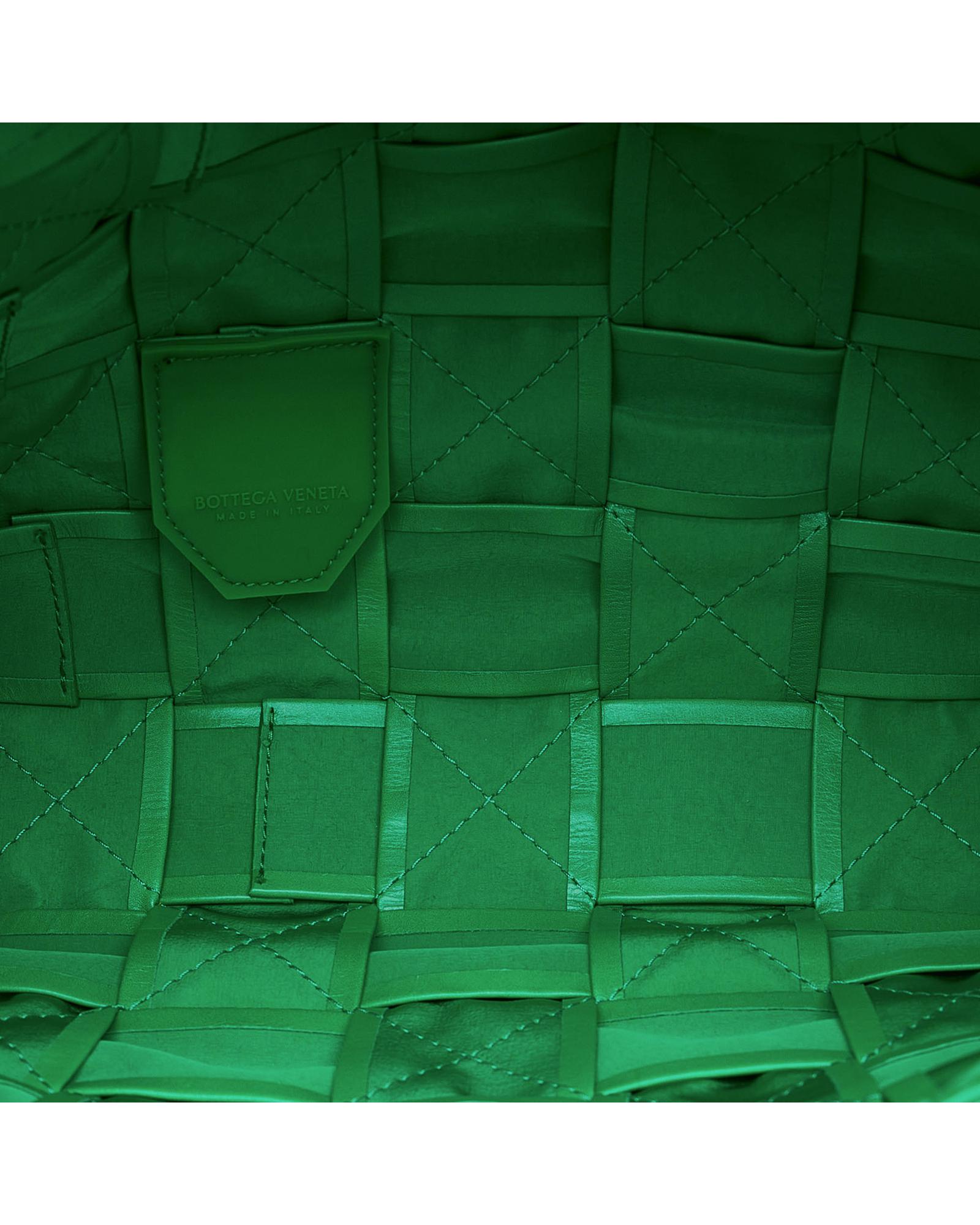 GZE5UPQG6Q9O20VN-L8_5_P.jpg