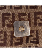 NSTA3QE1TBIFIBGC_9_P.jpg