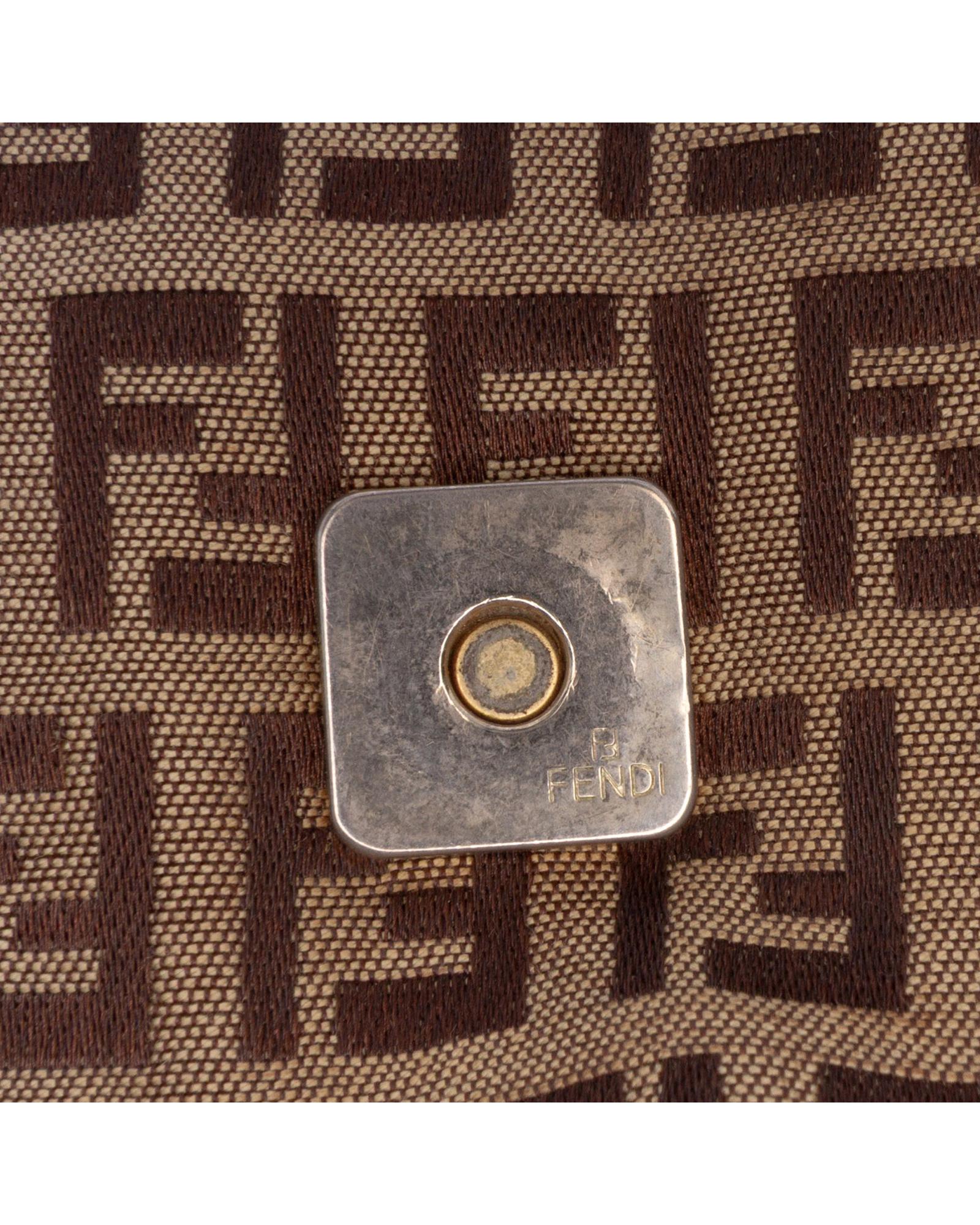 NSTA3QE1TBIFIBGC_9_P.jpg