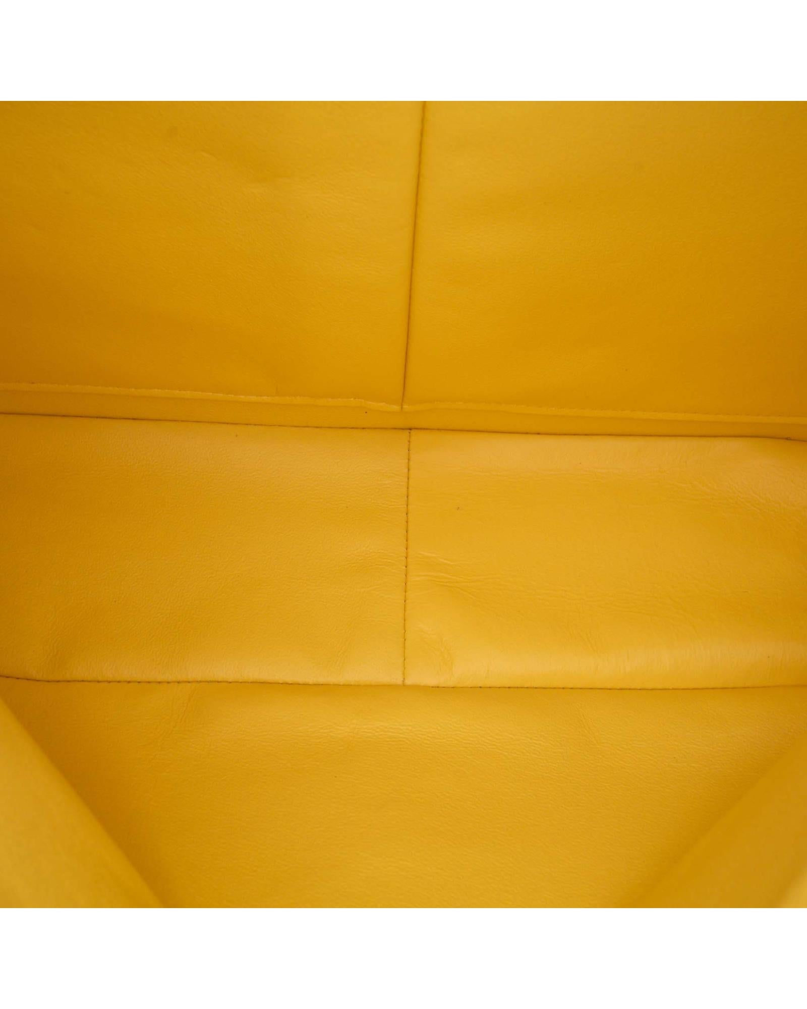 SHGMG01AN29OTFXK_4_P.jpg